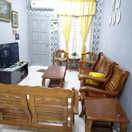 Homestay Perpaduan, Taman Bercham Raya Ulu Kinta Ipoh Perak Kampong Batu Lapan  외부 사진